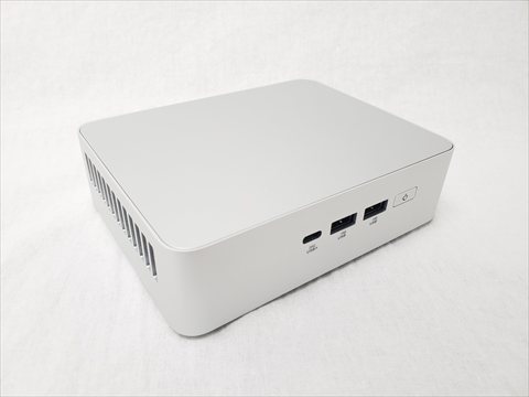 NUC 15 PRO Plus Kit RNUC15CRSU900000I(RNUC15CRSU900000I) 各サイトで併売につき売切れのさいはご容赦願います。