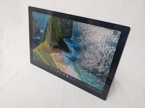 Surface Pro7+ プラチナ (i5-1135G7/8GB/128GB 1N9-00013) [0122]各サイトで併売につき売切れのさいはご容赦願います。