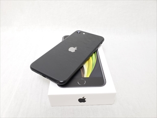 iPhoneSE （第2世代） 64GB ブラック softbank 【SIMロック解除品】 各サイトで併売につき売切れのさいはご容赦願います。
