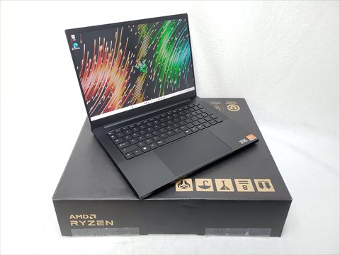 Blade 14 RZ09-0482XJH3-R3J1 (R9-7940HS/14.0WQXGA/16GB/SSD1TB/RTX4070) 各サイトで併売につき売切れのさいはご容赦願います。