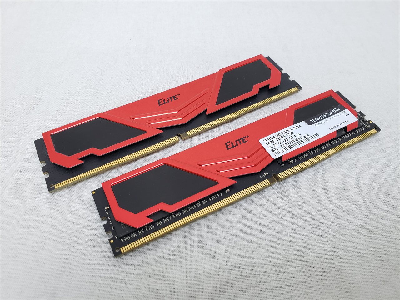 ELITE TPRD416G3200HC22BK DDR4 3200 16GB メモリ☆ ELITE DDR4 LAPTOP