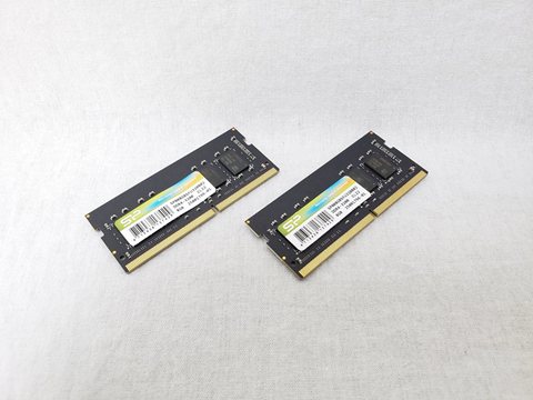 SP016GBSFU320B22 /バルク 各サイトで併売につき売切れのさいはご容赦願います。