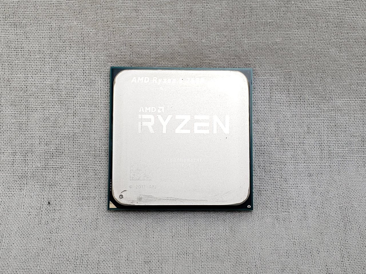 Ryzen 5 2600 バルク (6-core 12-thread/3.4GHz/3.9GHz/Total Cache