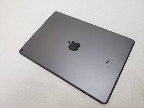 iPad Air （第3世代/2019） Wi-Fi 64GB スペースグレイ /MUUJ2J/A 各サイトで併売につき売切れのさいはご容赦願います。