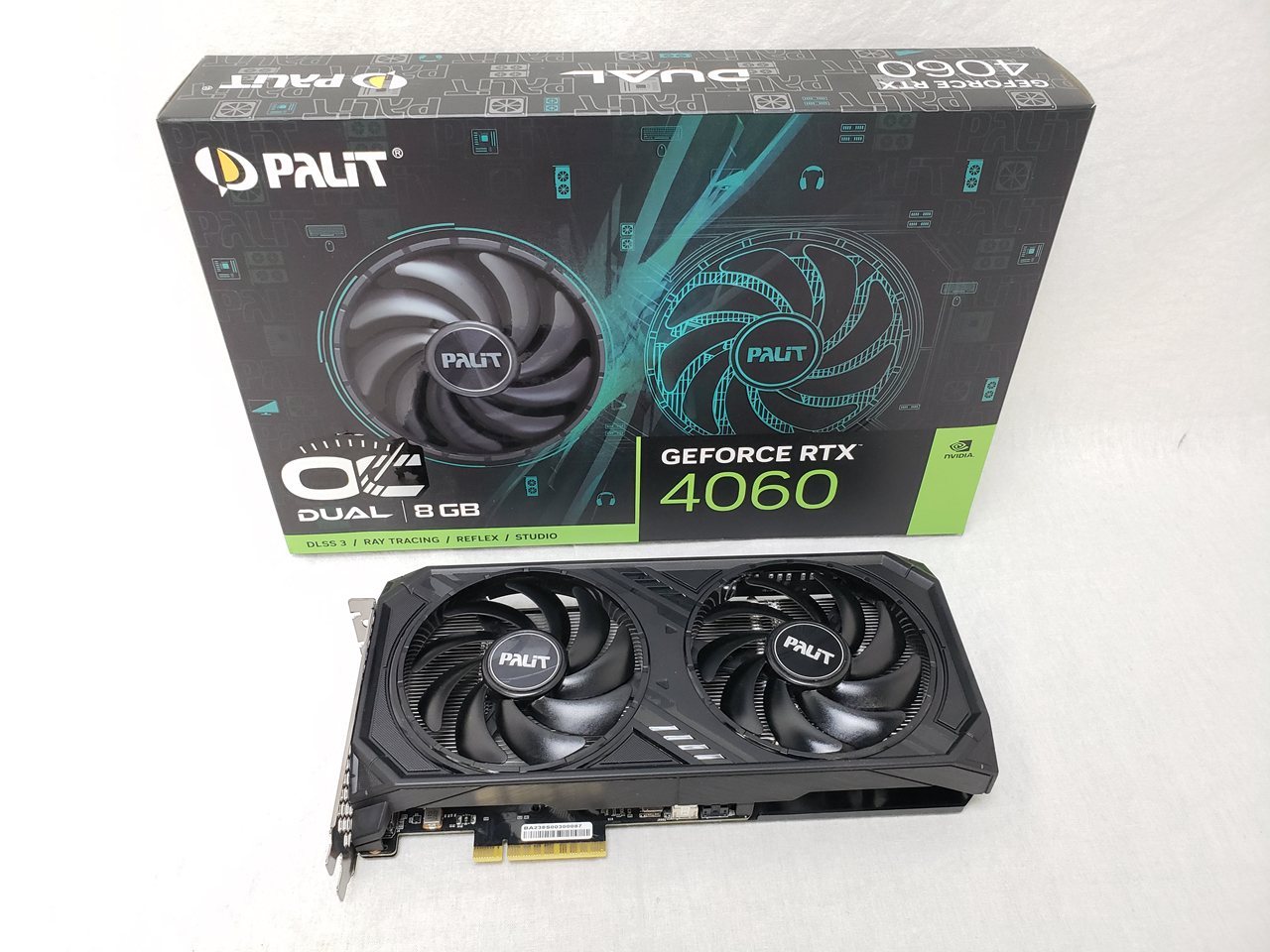 GeForce RTX 4060 Dual OC 8GB /NE64060T19P1-1070D 各サイトで併売