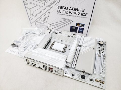 B860 AORUS ELITE WF7 ICE 各サイトで併売につき売切れのさいはご容赦願います。