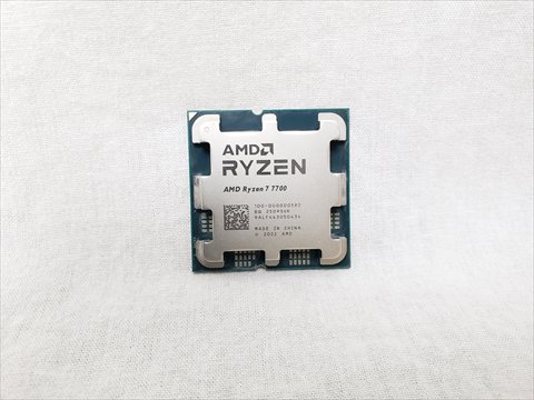 Ryzen7 7700 バルク (8C/16T、3.8GHz(最大5.3)、65W、L2+L3 Cache 40MB、Radeon Graphics ) 各サイトで併売につき売切れのさいはご容赦願います。