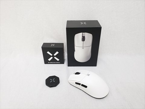 HS-WM-HL8K-MW + 8Kドングル(HS-WR-WD8K-MB) 各サイトで併売につき売切れのさいはご容赦願います。