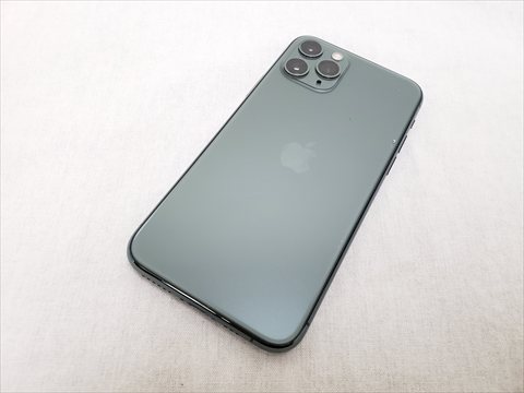 iPhone11 Pro 64GB ミッドナイトグリーン /MWC62J/A softbank 【SIMロック解除品】 各サイトで併売につき売切れのさいはご容赦願います。