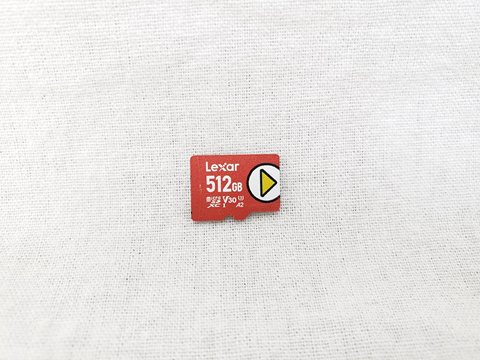 microSDXC カード 512GB 各サイトで併売につき売切れのさいはご容赦願います。