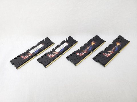 F4-2800C16Q-32GRK /バルク 各サイトで併売につき売切れのさいはご容赦願います。