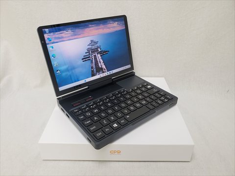 GPD Pocket4 (Ryzen7-8840U/8.8/16GB/1TB) 各サイトで併売につき売切れのさいはご容赦願います。
