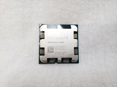 Ryzen5 7500F バルク (6C/12T、3.7GHz(最大5.0)、65W、L2+L3 Cache 38MB) 各サイトで併売につき売切れのさいはご容赦願います。