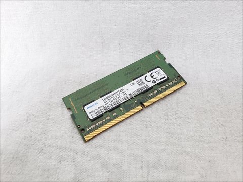 PC4-17000(DDR4 2133) 260Pin S.O.DIMM 4GB 各サイトで併売につき売切れのさいはご容赦願います。