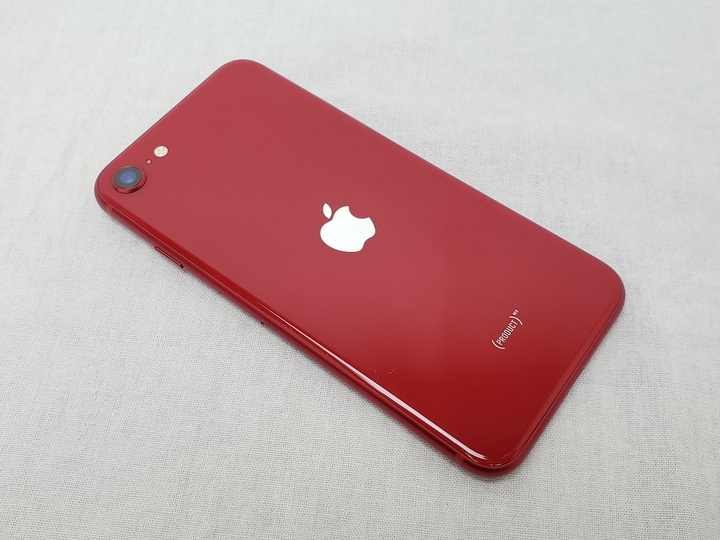 iPhoneSE （第3世代） 64GB レッド /MMYE3J/A 【softbank SIMFREE】 各サイトで併売につき売切れのさいはご容赦願います。