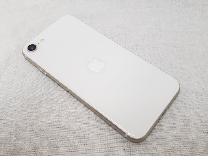 iPhoneSE （第3世代） 64GB スターライト /MMYD3J/A 【softbank SIMFREE】 各サイトで併売につき売切れのさいはご容赦願います。