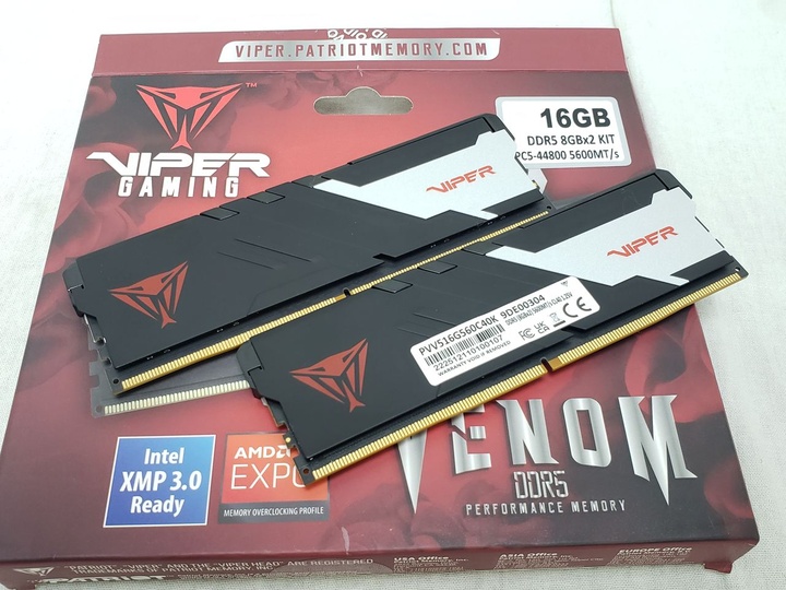 PVV516G560C40K  ★こちらのメモリだけでの販売はできません、PC一式ご注文分の場合のみご購入いただけます。なお、PC本体1台につきメモリは1セットまでとさせていただきます★ 各サイトで併売につき売切れのさいはご容赦願います。