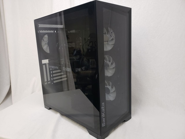 BTO PC (Ryzen7-9700X/32GB/SSD1TB/RTX5070Ti/W11) 各サイトで併売につき売切れのさいはご容赦願います。