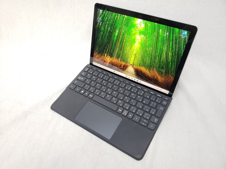 Surface Go4 (N200/8GB/128GB XHU-00015) プラチナ 各サイトで併売につき売切れのさいはご容赦願います。