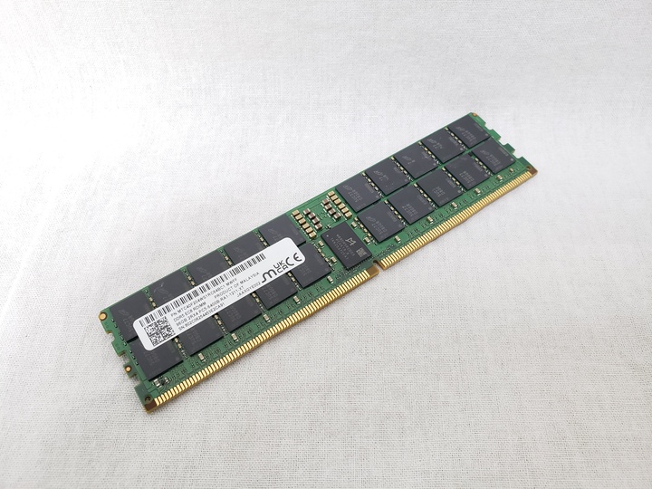 MTC40F204WS1RC64BC1 [PC5-51200(DDR5 6400) 96GB Registered ECC] 各サイトで併売につき売切れのさいはご容赦願います。