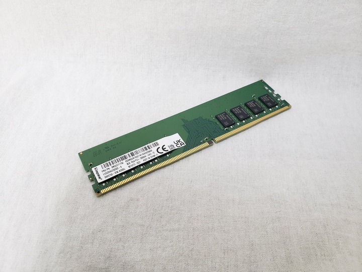 PC4-25600(DDR4 3200) 8GB /バルク 各サイトで併売につき売切れのさいはご容赦願います。