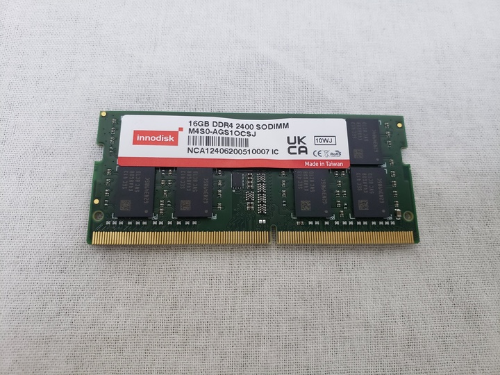 PC4-19200(DDR4 2400) 260Pin S.O.DIMM 16GB 各サイトで併売につき売切れのさいはご容赦願います。