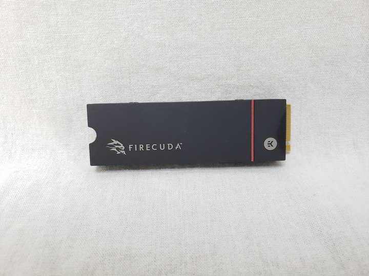 FireCuda 530 Heatsink ZP1000GM30023 各サイトで併売につき売切れのさいはご容赦願います。