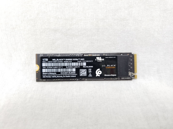 WD Black SN850X WDS100T2X0E 各サイトで併売につき売切れのさいはご容赦願います。