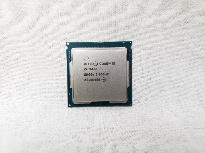 Core i5-9400 バルク (2.90GHz/ターボブースト時4.10GHz/6-core 6-thread/Total Cache 9MB/TDP65W/UHD Graphics 630) 各サイトで併売につき売切れのさいはご容赦願います。