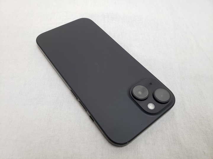 iPhone15 128GB ブラック /MTMH3J/A 【国内版 SIMFREE】 各サイトで併売につき売切れのさいはご容赦願います。