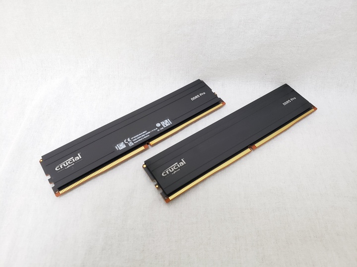 CP2K16G56C46U5 /バルク ★こちらのメモリだけでの販売はできません、PC一式ご注文分の場合のみご購入いただけます。なお、PC本体1台につきメモリは1セットまでとさせていただきます★ 各サイトで併売につき売切れのさいはご容赦願います。