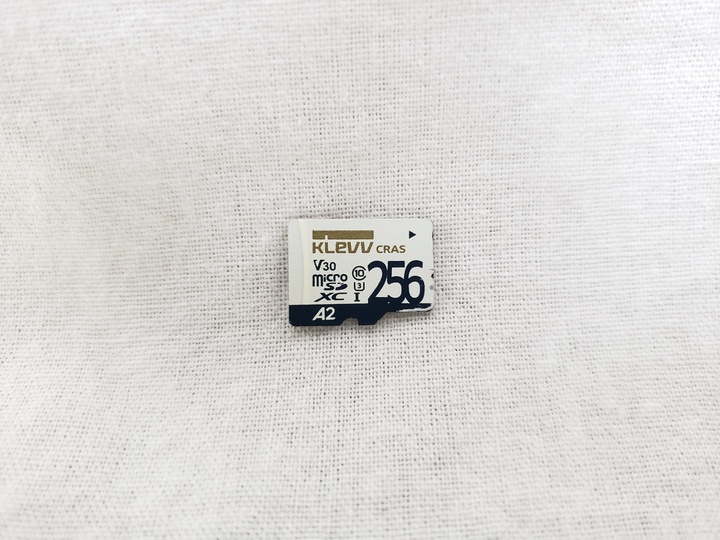 microSDXC カード 256GB 各サイトで併売につき売切れのさいはご容赦願います。