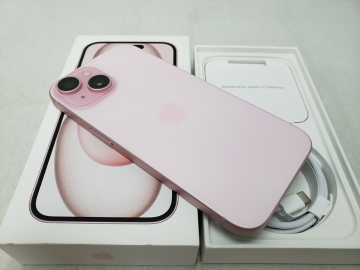 iPhone15 128GB ピンク /MTMJ3J/A 【国内版 SIMFREE】 各サイトで併売につき売切れのさいはご容赦願います。