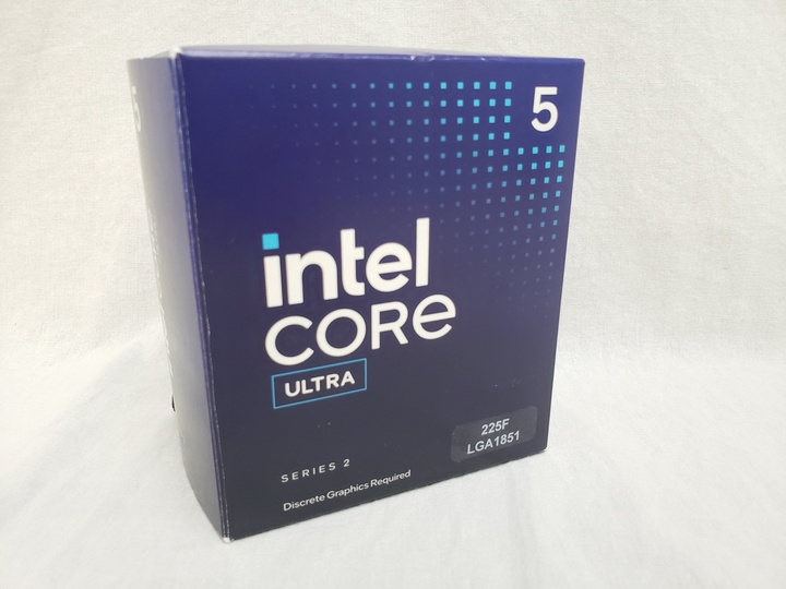 Core Ultra 5 225F BOX (3.3(4.9)/2.7(4.4)GHz/10(6+4)コア 10スレッド