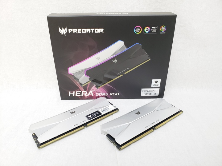 Predator Hera DDR5 PC5-64000(DDR5 8000) 16GB 2枚組 /9BWWR.588 ★こちらのメモリだけでの販売はできません、PC一式ご注文分の場合のみご購入いただけます。なお、PC本体1台につきメモリは1セットまでとさせていただきます★ 各サイトで併売につき売切れのさいはご容赦願います。