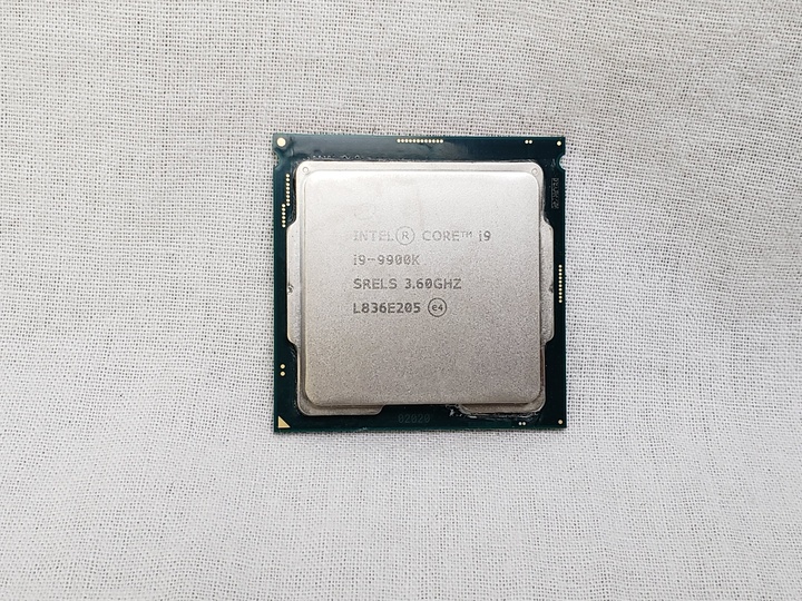 Core i9-9900K バルク (3.60GHz/ターボブースト時5.00GHz/8-core 16