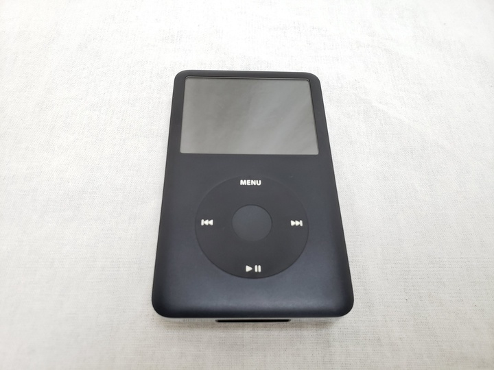iPod classic 160GB (Black) MB150J/A 第6世代旧 各サイトで併売につき