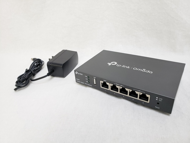 Omada ギガビット マルチWAN VPNルーター ER605 各サイトで併売につき売切れのさいはご容赦願います。