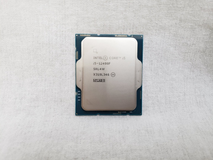 Core i5-12400F バルク (P-core 6(2.5GHz)/12スレッド/Single P Turbo(4.4GHz)/Smart Cache 18MB/TDP65W 各サイトで併売につき売切れのさいはご容赦願います。