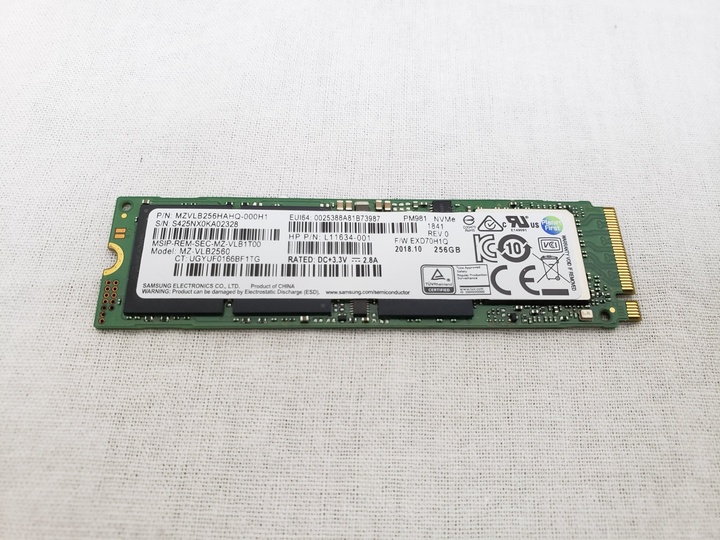 MZVLB256HAHQ-000L7(MZ-VLB2560) 各サイトで併売につき売切れのさいはご容赦願います。