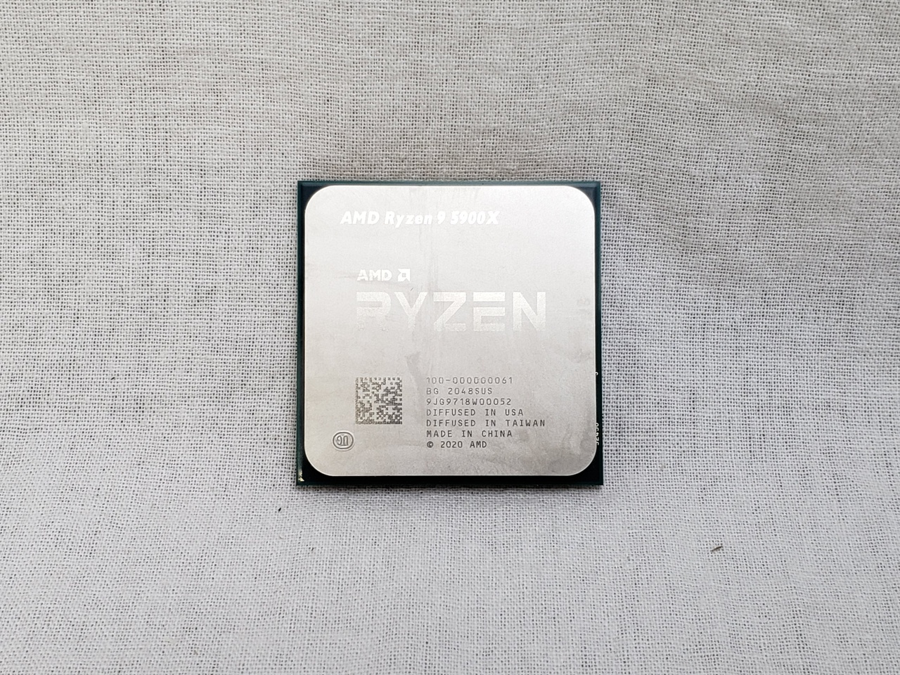 Ryzen9 5900X バルク品 美品・完動品 Ryzen 9 5900X バルク (12C24T/3.7GHz（4.8）/105W/L3 Cache 64MB) 各