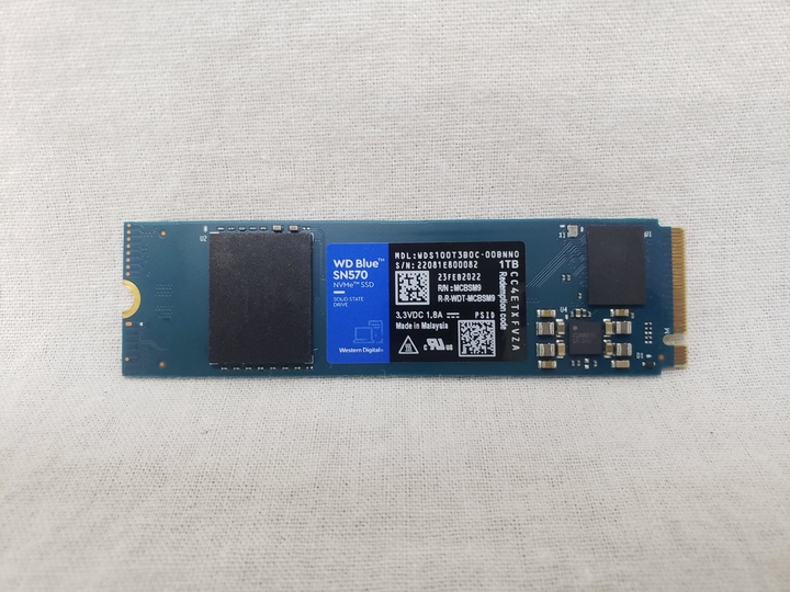 WD Blue SN570 WDS100T3B0C 各サイトで併売につき売切れのさいはご容赦願います。