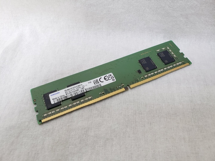 PC4-25600(DDR4 3200) 8GB /バルク 各サイトで併売につき売切れのさいはご容赦願います。