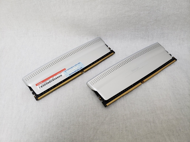 PC4-25600(DDR4 3200) 8GB /バルク 各サイトで併売につき売切れのさいはご容赦願います。