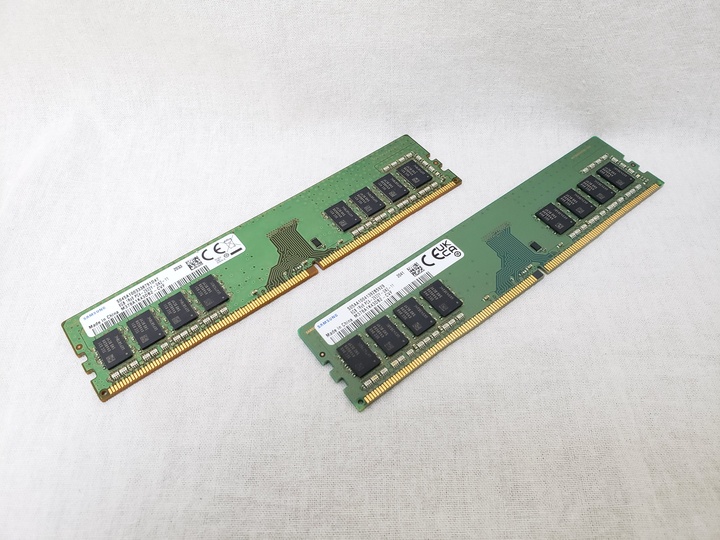 PC4-23400(DDR4 2933) 8GB x2 /バルク 各サイトで併売につき売切れのさいはご容赦願います。