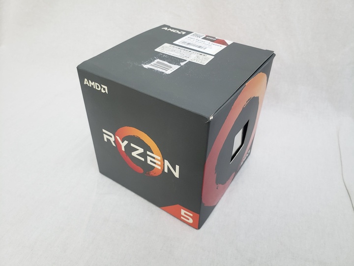 Ryzen 5 2600X with Wraith Spire cooler (6-core 12-thread/3.6GHz/4.2GHz/Total Cache 19MB/TDP95W) 各サイトで併売につき売切れのさいはご容赦願います。