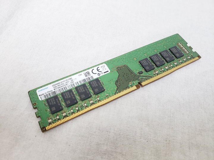 PC4-19200(DDR4 2400) 16GB /バルク 各サイトで併売につき売切れのさいはご容赦願います。