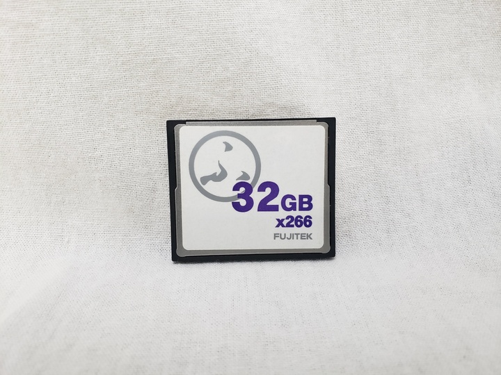コンパクトフラッシュ 32GB 各サイトで併売につき売切れのさいはご容赦願います。