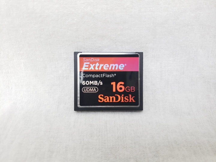 コンパクトフラッシュ 16GB 各サイトで併売につき売切れのさいはご容赦願います。