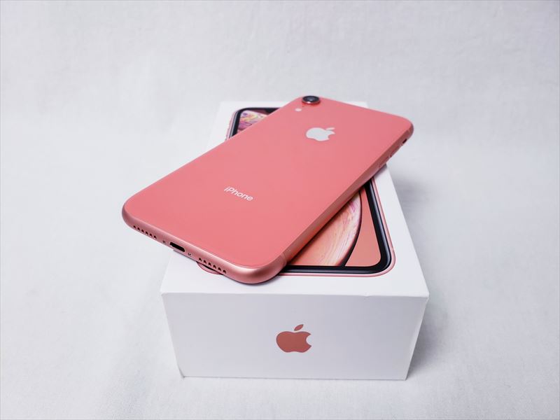 超美品　Apple iPhone XR 128GB コーラル Apple iPhone XR - 128 GB - Coral (Unlocked) - Excellent